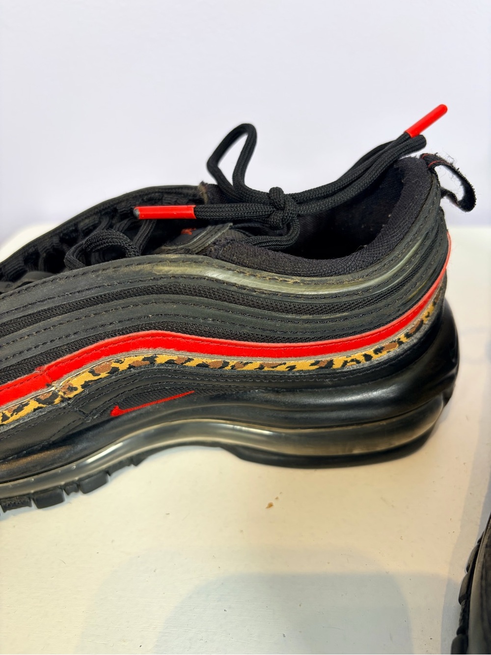 Nike Womens Air Max 97 Leopard Pack Black/Red Athletic Sneakers Size 6 - Picture 4 of 8